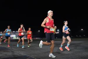 BIB: 
                            <button type="button" onclick="openModal(23606639)" class="btn btn-primary btn-sm float-right btn-popup" data-toggle="modal" data-target=".modal-high-quality">
                        <i class="fas fa-shopping-cart"></i> Add to Cart
                    </button>
                                            <button type="button" onclick="isThisMe(23606639, true)" class="btn btn-success btn-sm float-right btn-popup btn-isme hidden" data-toggle="tooltip" data-placement="bottom" title="นี่คือรูปของคุณใช่ไหม คลิกที่นี่เพื่อเอาเข้าอัลบั้ม">
                        <i class="fas fa-plus"></i> Add to album
                    </button>
                    <button type="button" onclick="isThisMe(23606639, false)" class="btn btn-warning btn-sm float-right btn-popup btn-isnotme hidden">
                        <i class="fas fa-ban"></i> Remove from album
                    </button>